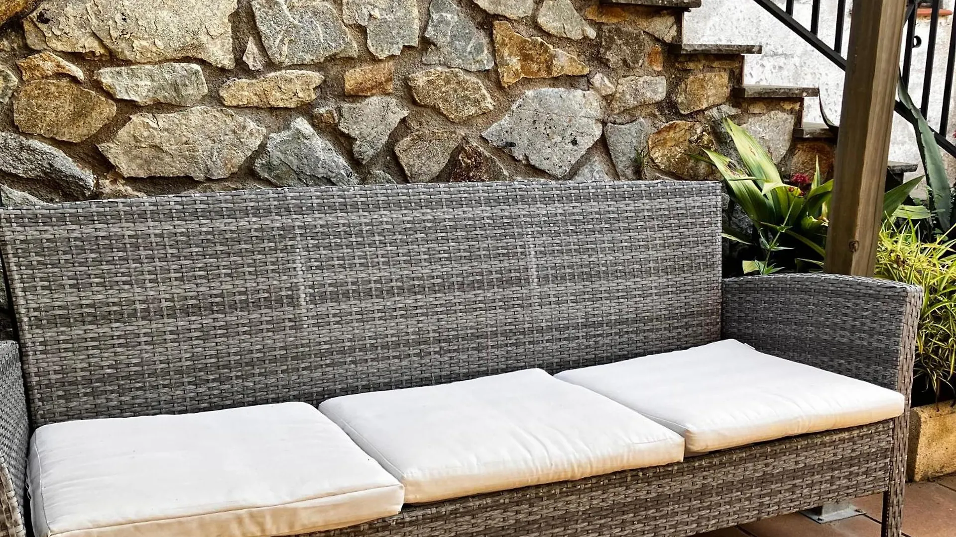 Estudio Limonero En Sant Cebria De Vallalta 20' Playa